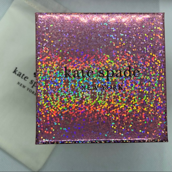 🆕‼️LAST ONE‼️♠️Signature Gift Necklace/Earrings - Picture 3 of 3